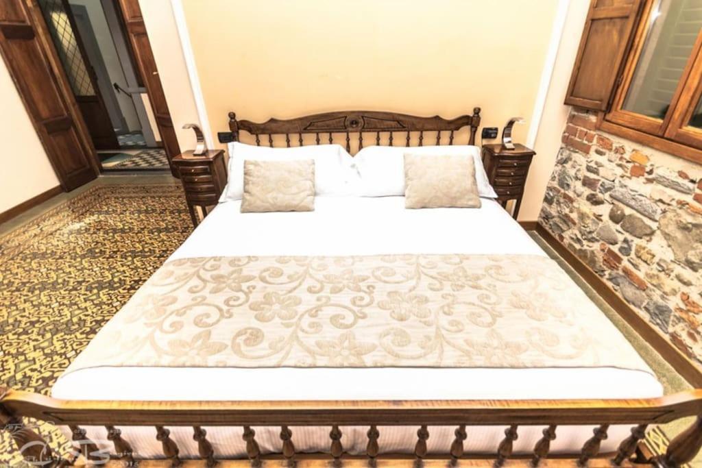 Comfy Portion Of Property By Villa Il Mosaico Florence Luaran gambar
